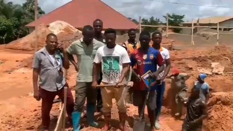 vf_VN20250529_083923_32000