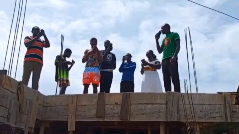 vf_VN20251022_070835_74000