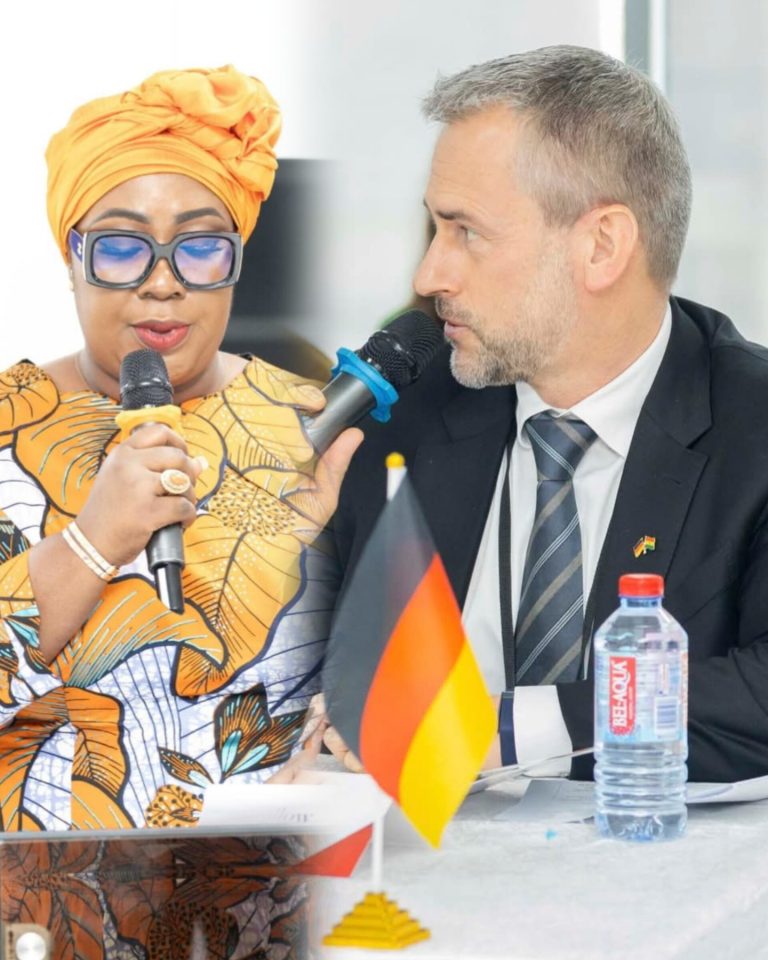 InShot_20251109_081801692_copy_1440x1800