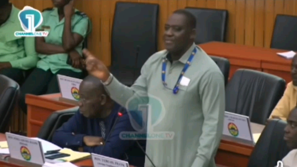 vf_VN20251129_212724_112000