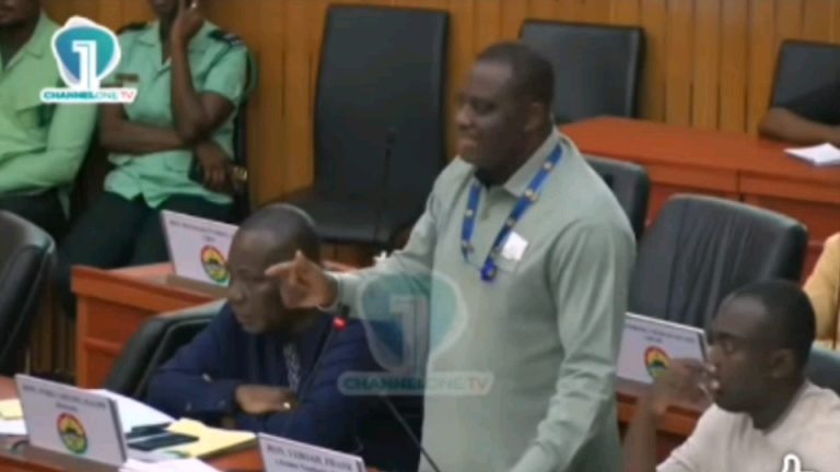 vf_VN20251129_212724_64000