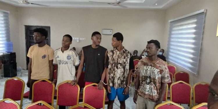 c86cd533-fb6a-422a-968f-84d878214cfd-750x375