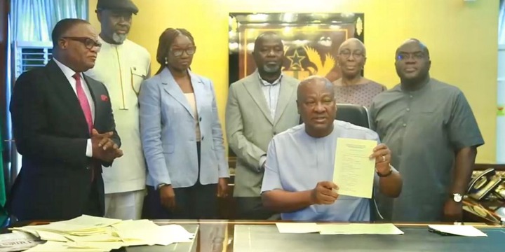 ede4c80d475884694ae652a71c742854